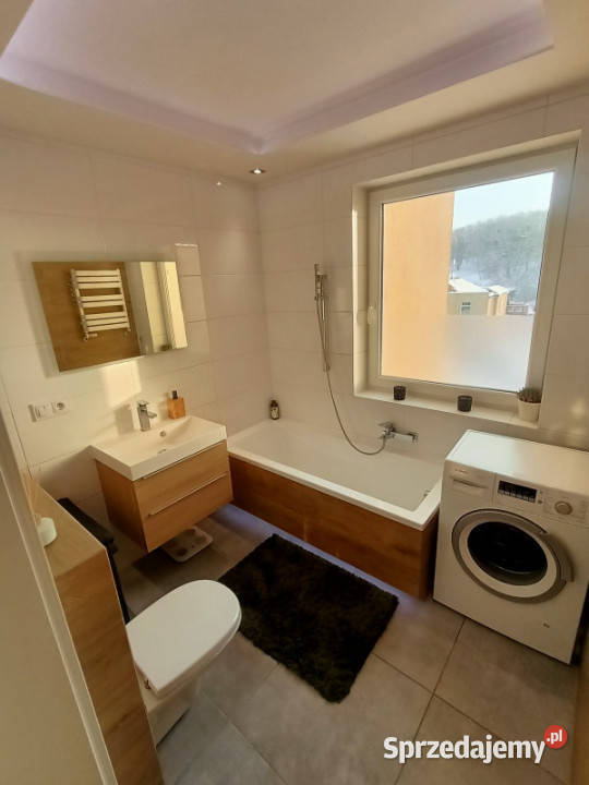 Dwupoziomowe słoneczne mieszkanie 7710 m2 piekny Gdynia