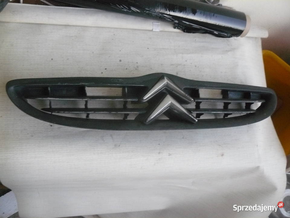 Atrapa chłodnicy Citroen saxo lift 9903 Rok produkcji 2002 Karoseria małopolskie Kraków
