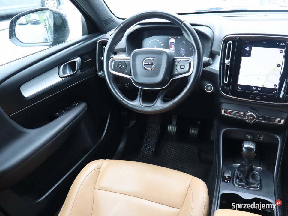 Volvo XC40 D3 wielofunkcyjna kierownica Volvo śląskie