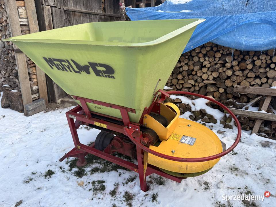 Rozsiewacz nawozowy motyl kłos do wapna soli Kraśnik