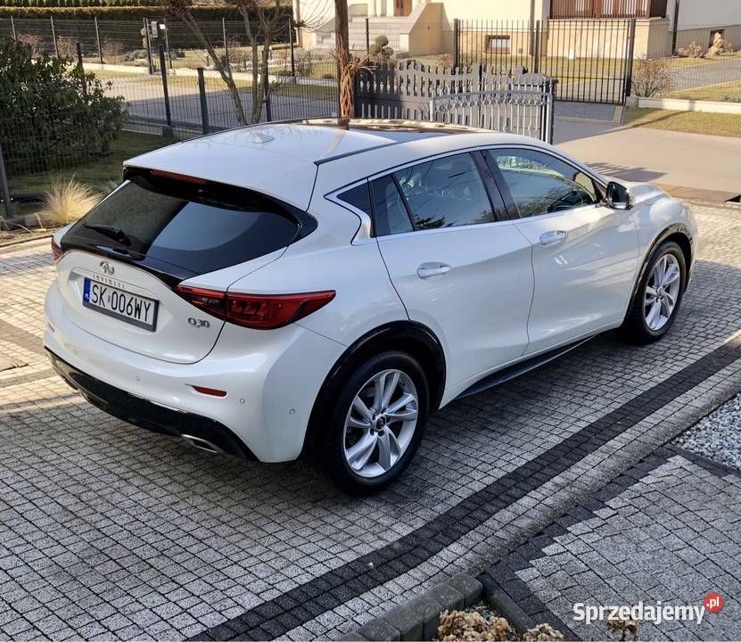 Sprzedam INFINITI Q30 16 122 2016r bezwypadkowy isofix Imielin