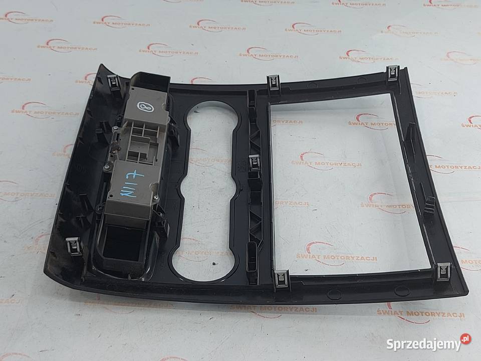 VW CRAFTER I LIFT 20 TDI 13r panel świateł Kielce