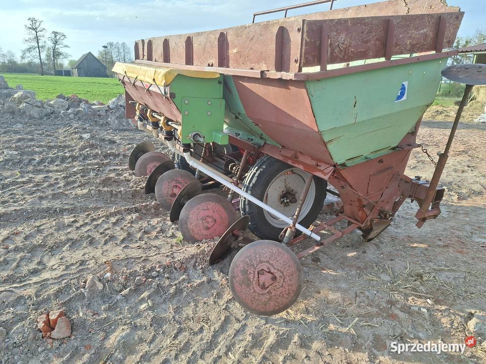 Sadzarka remprodex z podsiewaczem nawozu Maszyny rolnicze wielkopolskie