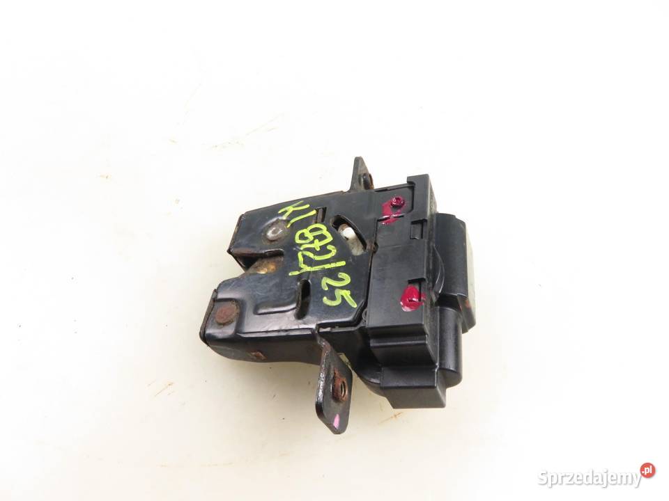 ZAMEK KLAPY NISSAN QASHQAI I 90502EY10A Karoseria małopolskie