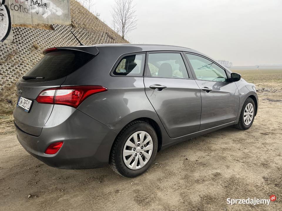 Hyundai i30 14 benzyna 2015r 100KM dolnośląskie Brzeg Dolny