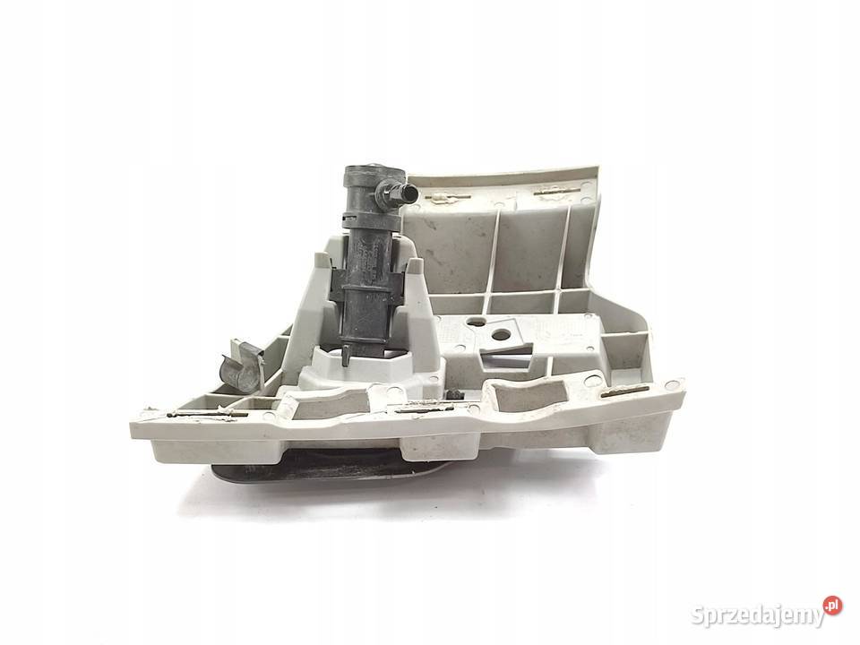 ZAŚLEPKA SPRYSK LAMPY PRAWA SKODA OCTAVIA III sprzedam