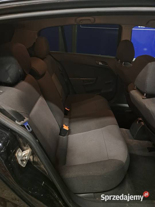 Opel Astra H 16b 2009r ważne oplatyPT do uszkodzony lubuskie Tuchola Żarska sprzedam
