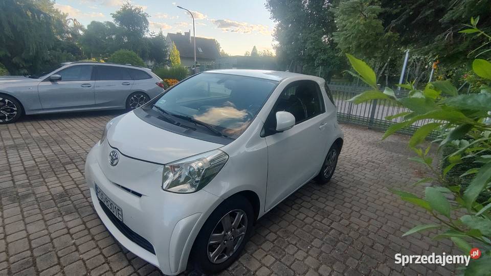 Toyota iQ AUTOMAT 99000 10 2 kluczyki zamiana benzyna Wrocław