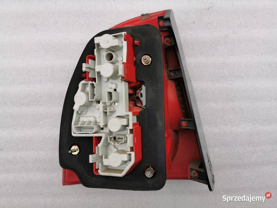 Lampa Prawy Tył Tylna Prawa VW Passat B5 Lift Oświetlenie mazowieckie Wyszków