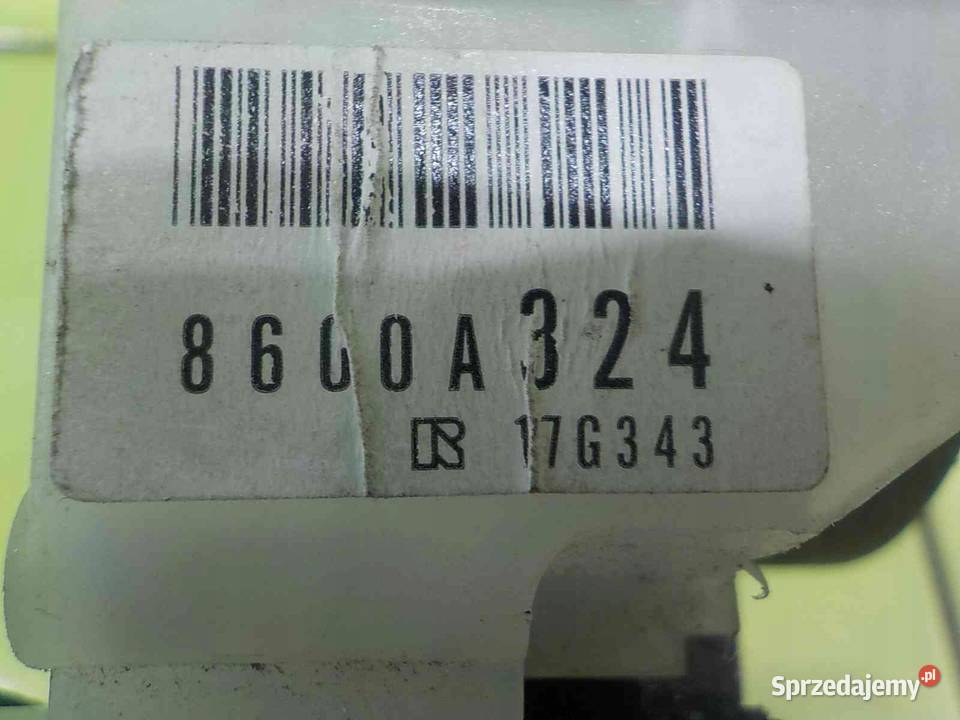 OUTLANDER II 24 MIVEC AUT 08r 5D przelacznik