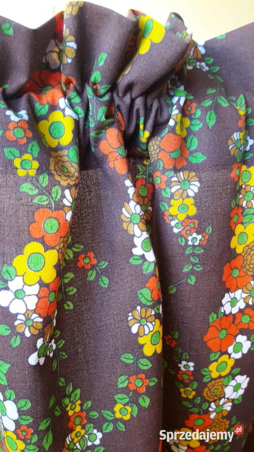 Bawełniana zazdrostka brąz kwiatki folklor 132 x Radom