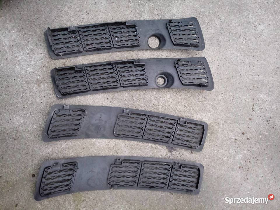 BMW E30 podszybie kratka prawa lewa 1904571 Rzeszów sprzedam
