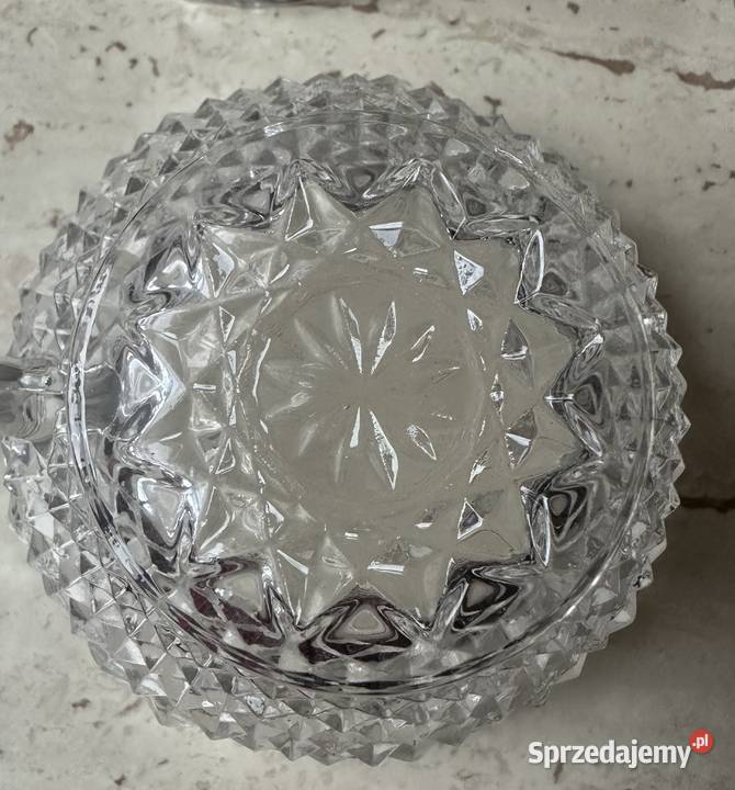 Filiżanki kryształowe z lat PRLu łódzkie Łódź