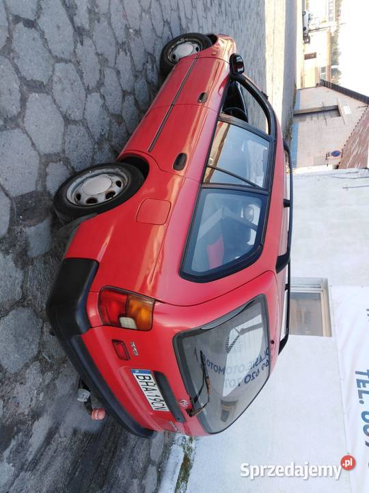 Toyota Corolla E10 kombi ładna zdrowa karoseria czerwony