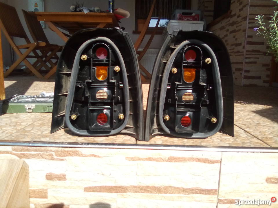 RARYTAS Lampy tylne dymione smoke Audi A4 B5 lampy tylne Grodków