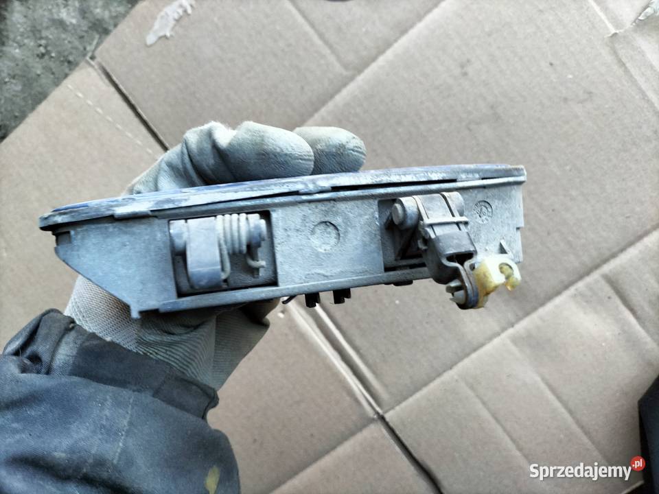 AUDI A38L A3 8L 4D 5D KLAMKA DRZWI ZEWNĘTRZNA