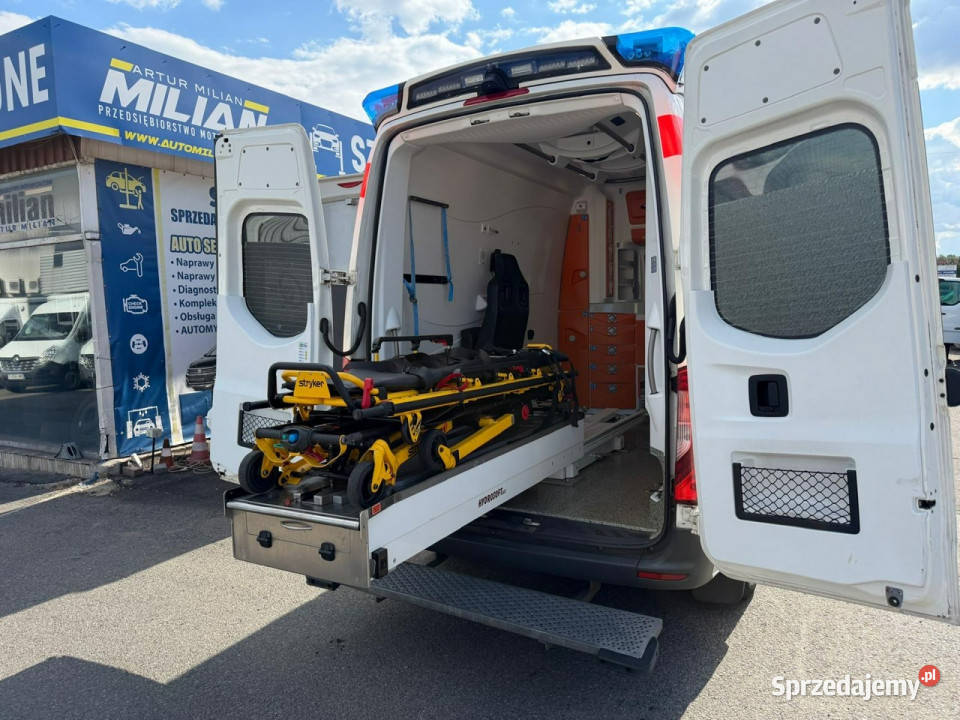 Mercedes Sprinter Sprinter 316 Karetka Ambulans światła przeciwmgłowe Mercedes-Benz Syców