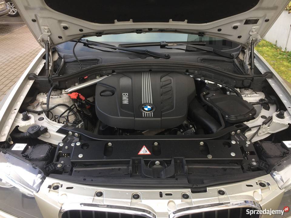 BMW X3 F25 garażowany