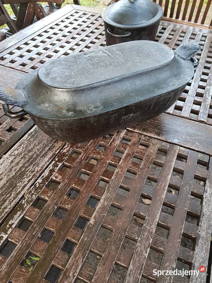 Dużaciężka żeliwnaprzedwojemna sygnowana czarny Barlinek