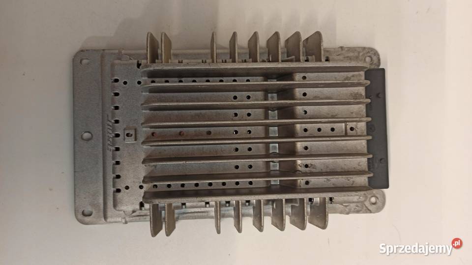 WZMACNIACZ AUDIO BOSE AUDI A3 8P 8P4035223C Panele sterowania, przełączniki