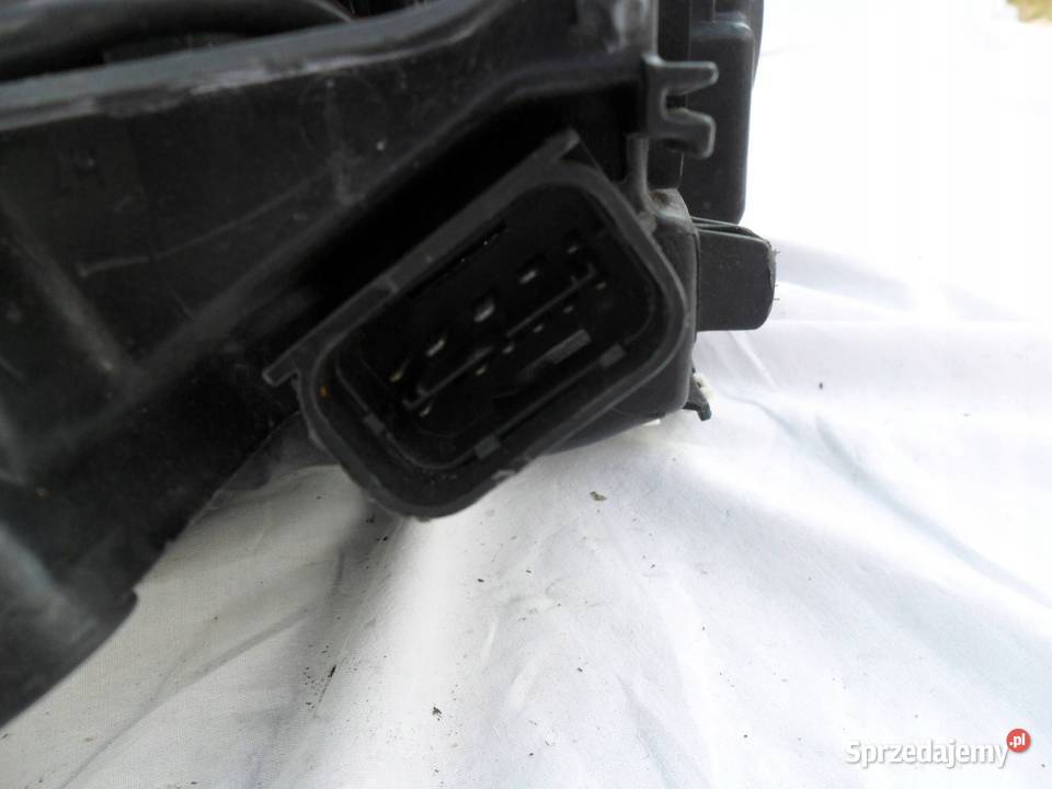 REFLEKTOR PRZÓD STRONA PRAWA BMW 3 E90 E91 Nowy Tomyśl sprzedam