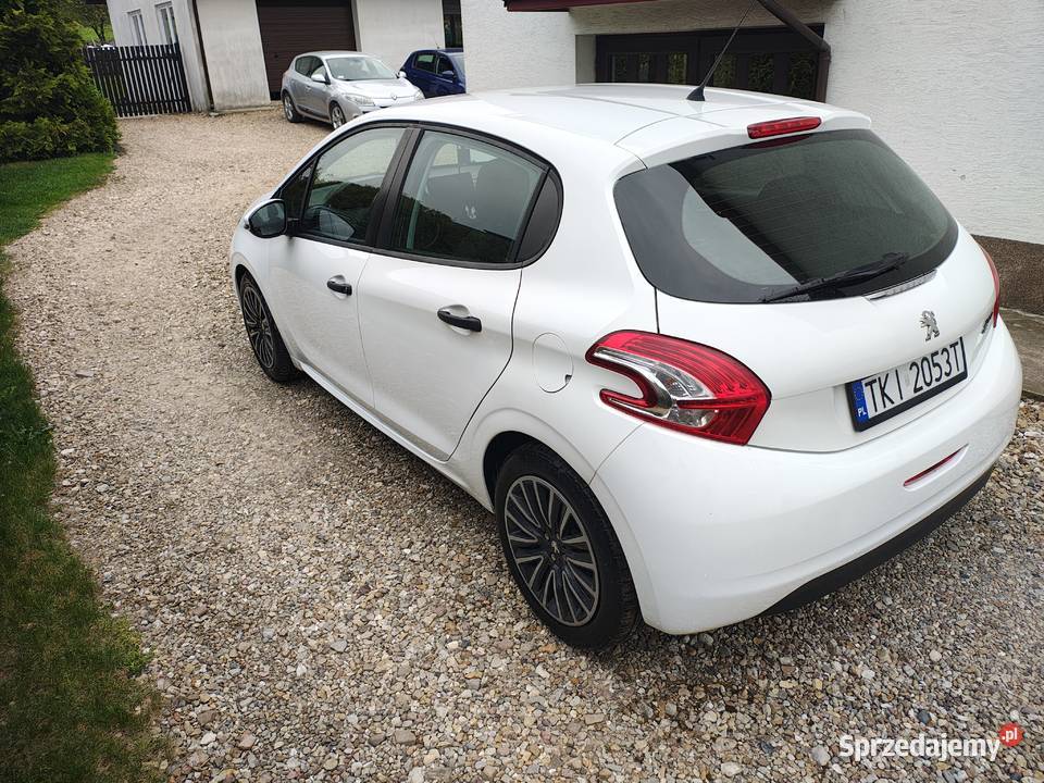 Peugeot 208 nieuszkodzony Morawica sprzedam