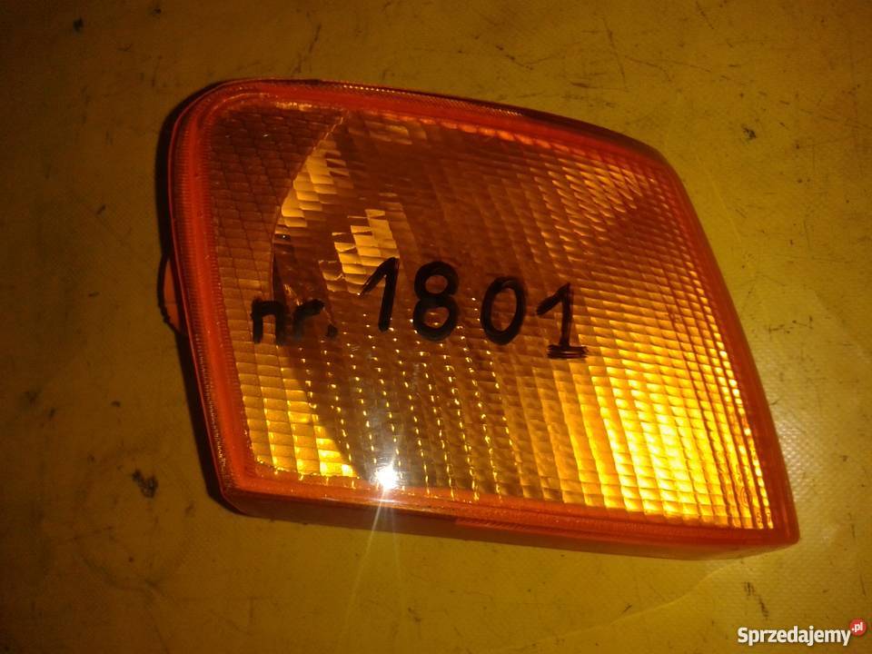 wyprzedażnowy kierunkowskaz prawy Ford Escort Prawe Oświetlenie Piotrków Trybunalski sprzedam