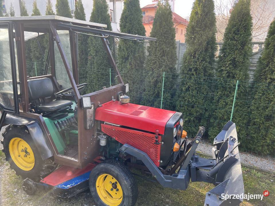 Traktorek Agria 4800 24 Diesel z pługiem i Przedni wałek odbioru mocy