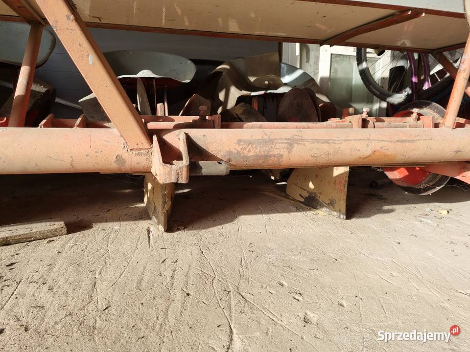 Sprzedam sadzarke do kapusty czterorzędową nieuszkodzony mazowieckie Kozienice sprzedam