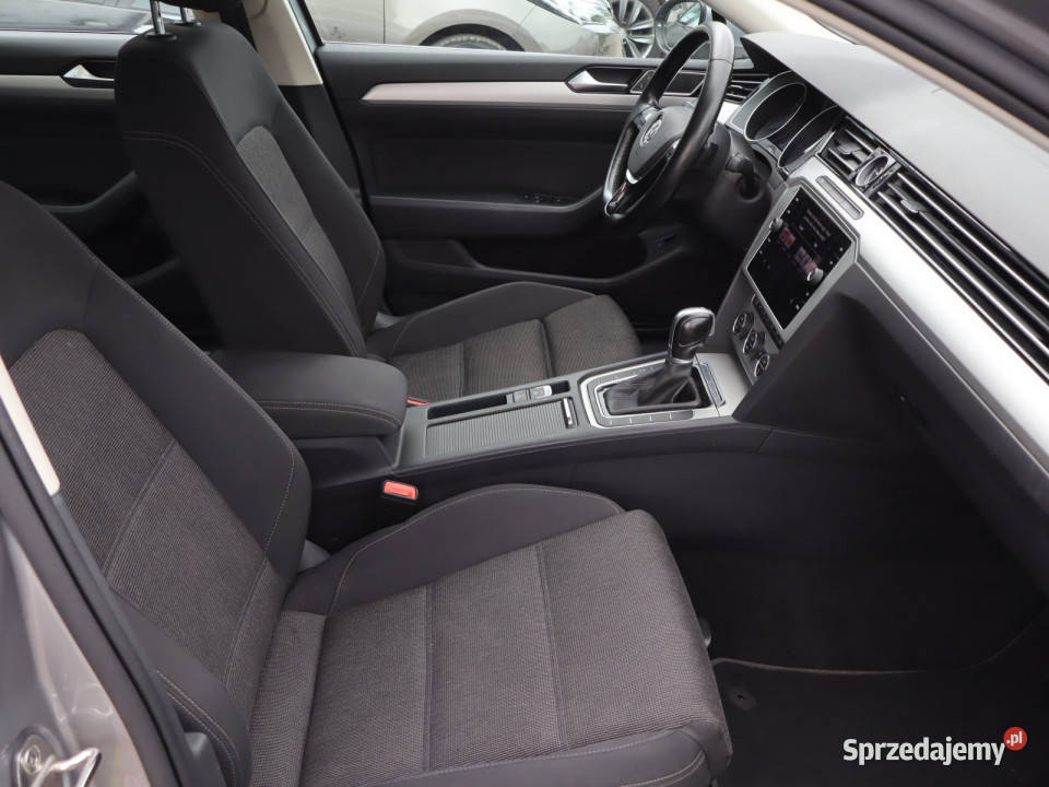 VW Passat 15 TSI Katowice sprzedam