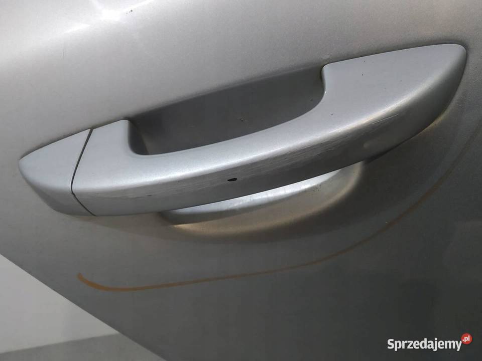 DRZWI PRAWE TYŁ KOMBI LA7W Skoda Superb II Rok produkcji 2012 sprzedam