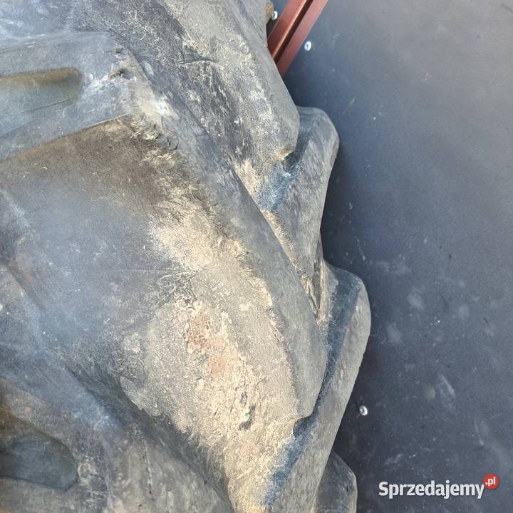 136R36 Opony Rolnicze CAŁE BEZ ŁAT 13636 13636 łódzkie Osiek sprzedam