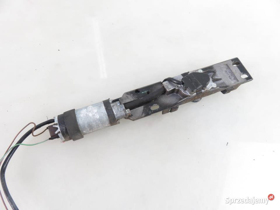 ZAMEK KLAPY BMW 7 E38 0390201300 Motoryzacja sprzedam