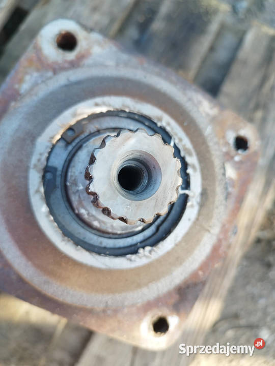 Silnik hydrauliczny hydromotor Wałek 34mm 16 Pozostałe wielkopolskie Strzyżew