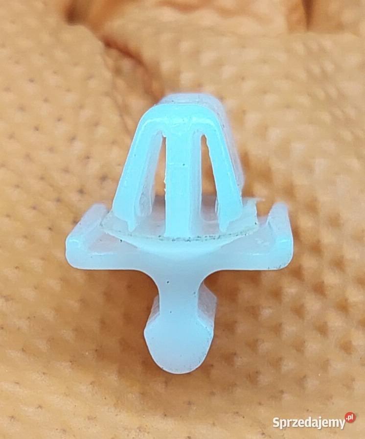 SPINKA LISTWY BOCZNA SZEROKA MERCEDES 190 W201