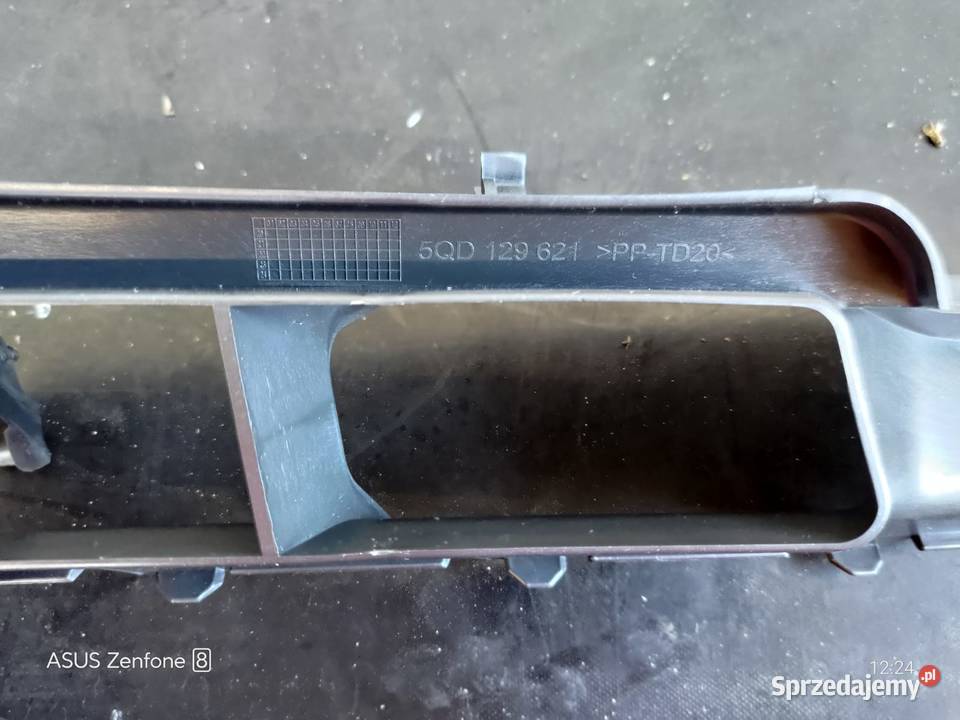 Wlot kierownica powietrza VW Passat b8 łódzkie sprzedam
