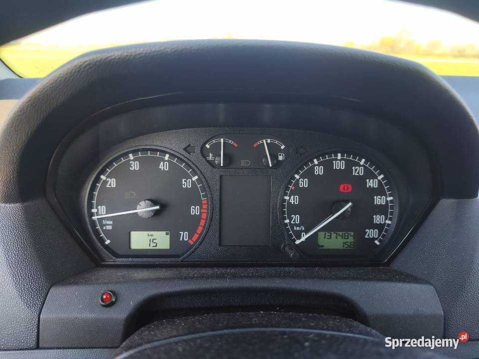 Skoda Fabia 14 benzyna 137 przebiegu 130000km Łuków