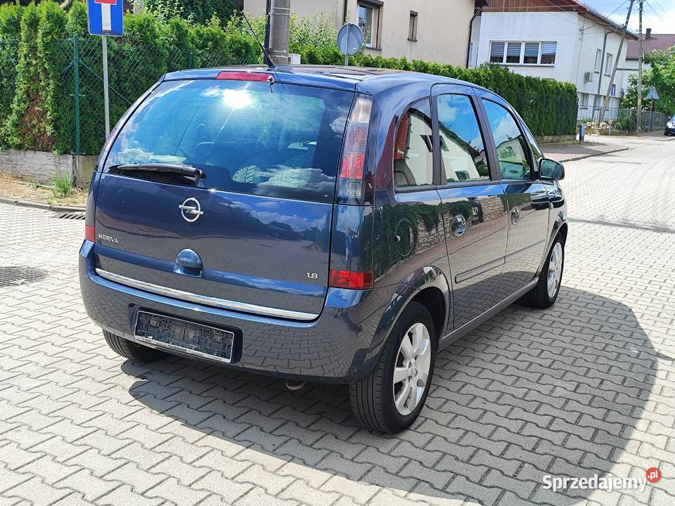 18 Benzyna 125 Super Wyposażenie Mały Przebieg manualna Nysa sprzedam