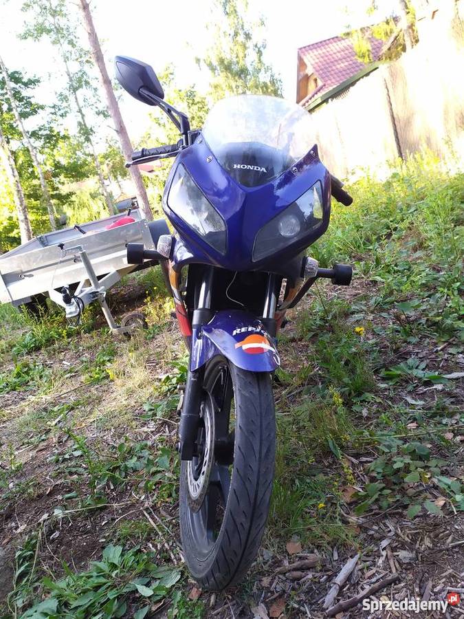 Honda cbr 125 zarejestrowana na 50 Rok produkcji 2005 Honda mazowieckie sprzedam