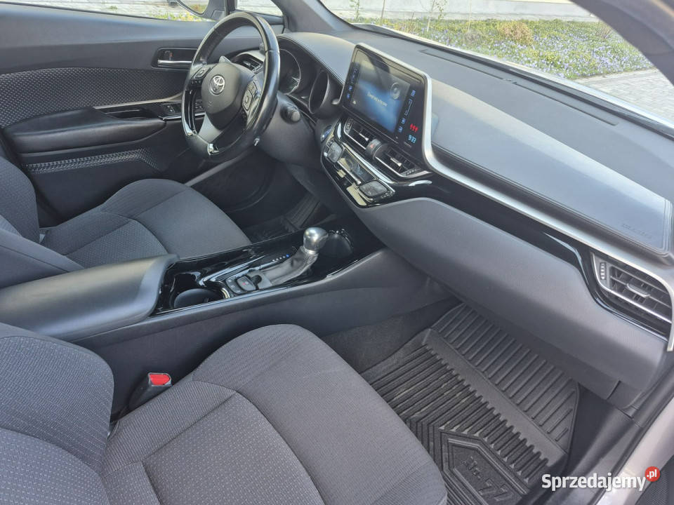 Toyota CHR 18 hybryd Business Edition