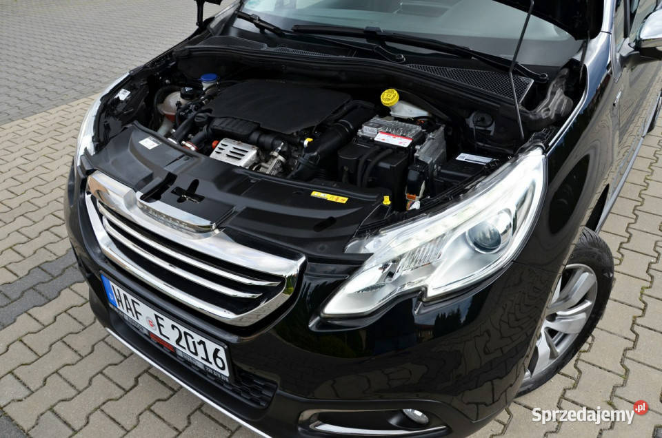 Peugeot 2008 12 Benz 110 LED Serwis Właśnie Ten światła do jazdy dziennej sprzedam