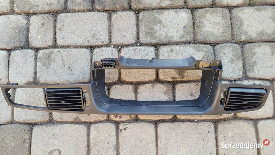 Vw Passat b3 i b4 części maska drzwi relingi podkarpackie