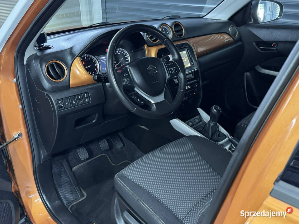 Suzuki Vitara 4X4 80tyśkm Stan perfekt Cała w Chechło