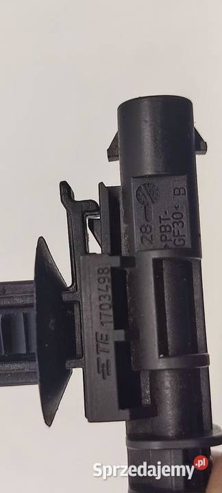 VOLVO V60 2022 DYSZE SPRYSKIWACZY SZYBY CZOŁOWEJ