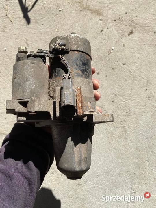 Rozrusznik Nissan Lubin