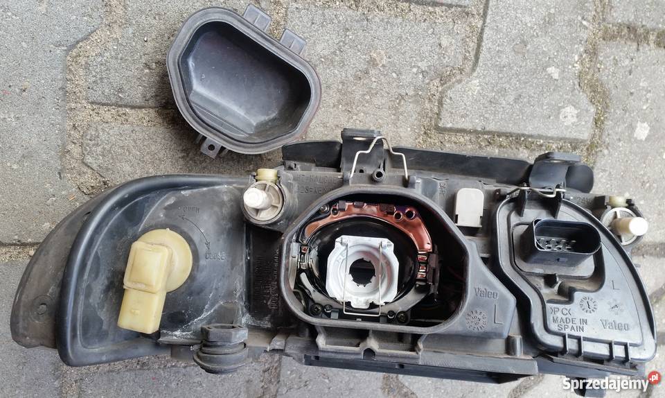Lampa przód strona lewa Audi A4 B5 lift śląskie Dąbrowa Górnicza
