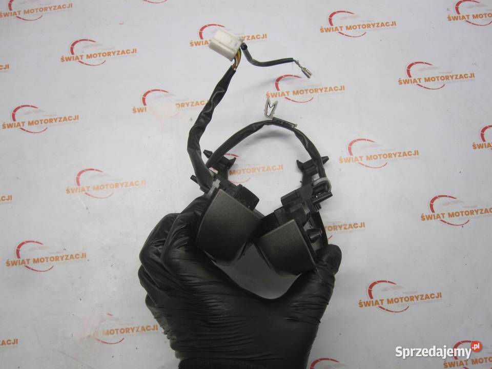 TOYOTA PRIUS II przełączniki kierownicy komplet osobowe Kielce