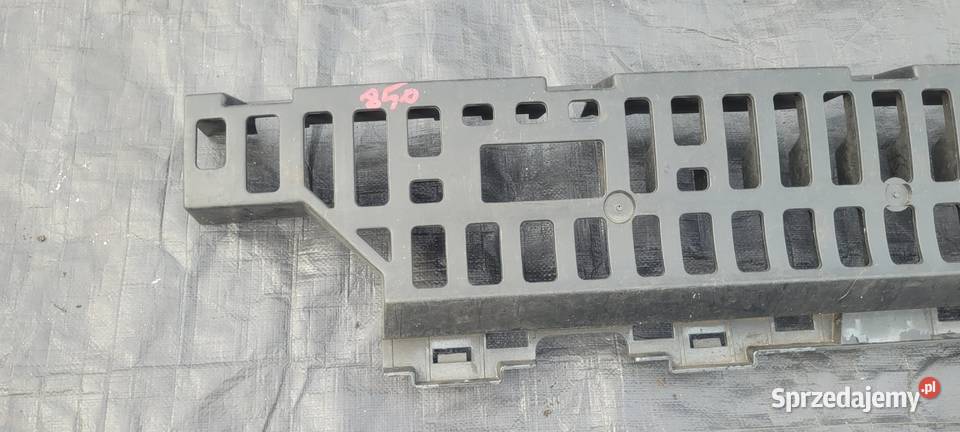 SKODA SUPERB II ŚLIZG ZDERZAKA TYŁ WZMOCNIENIE śląskie Ruda Śląska