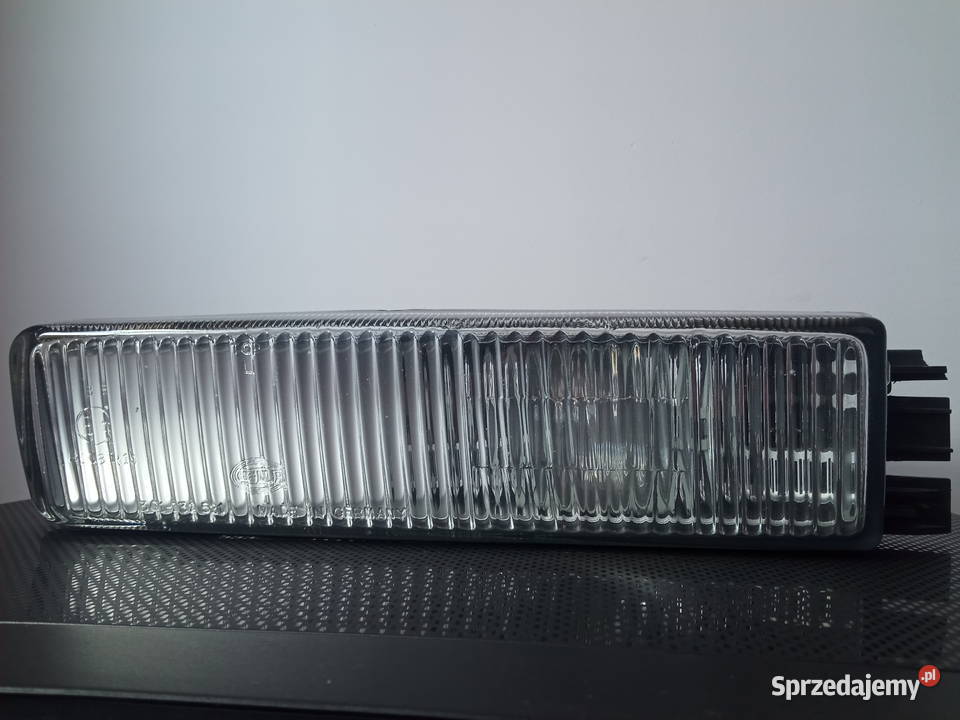 Audi 80 Coupe Halogen lewy Hella 895941699 osobowe Dębica