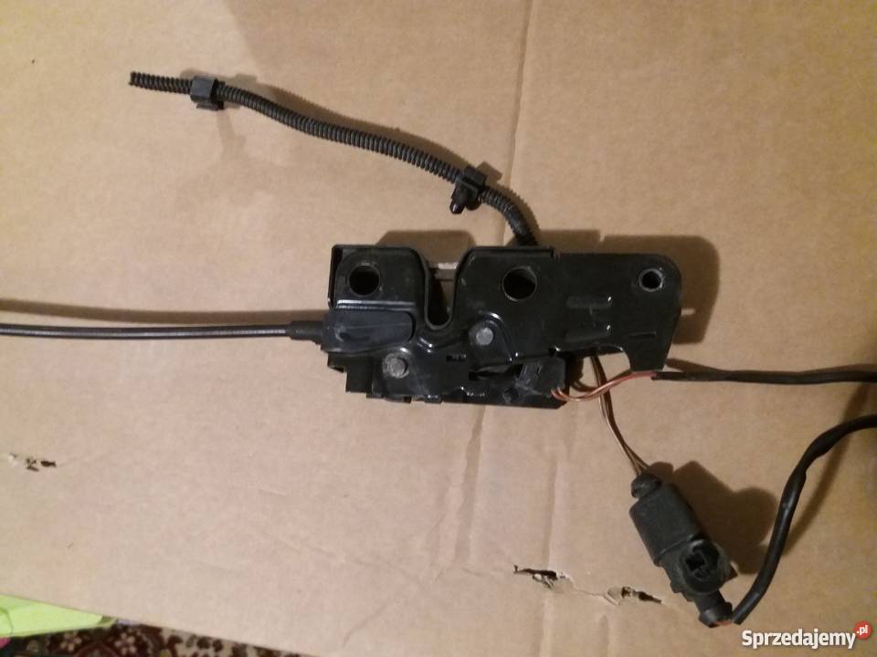 zamek maski skoda Octavia